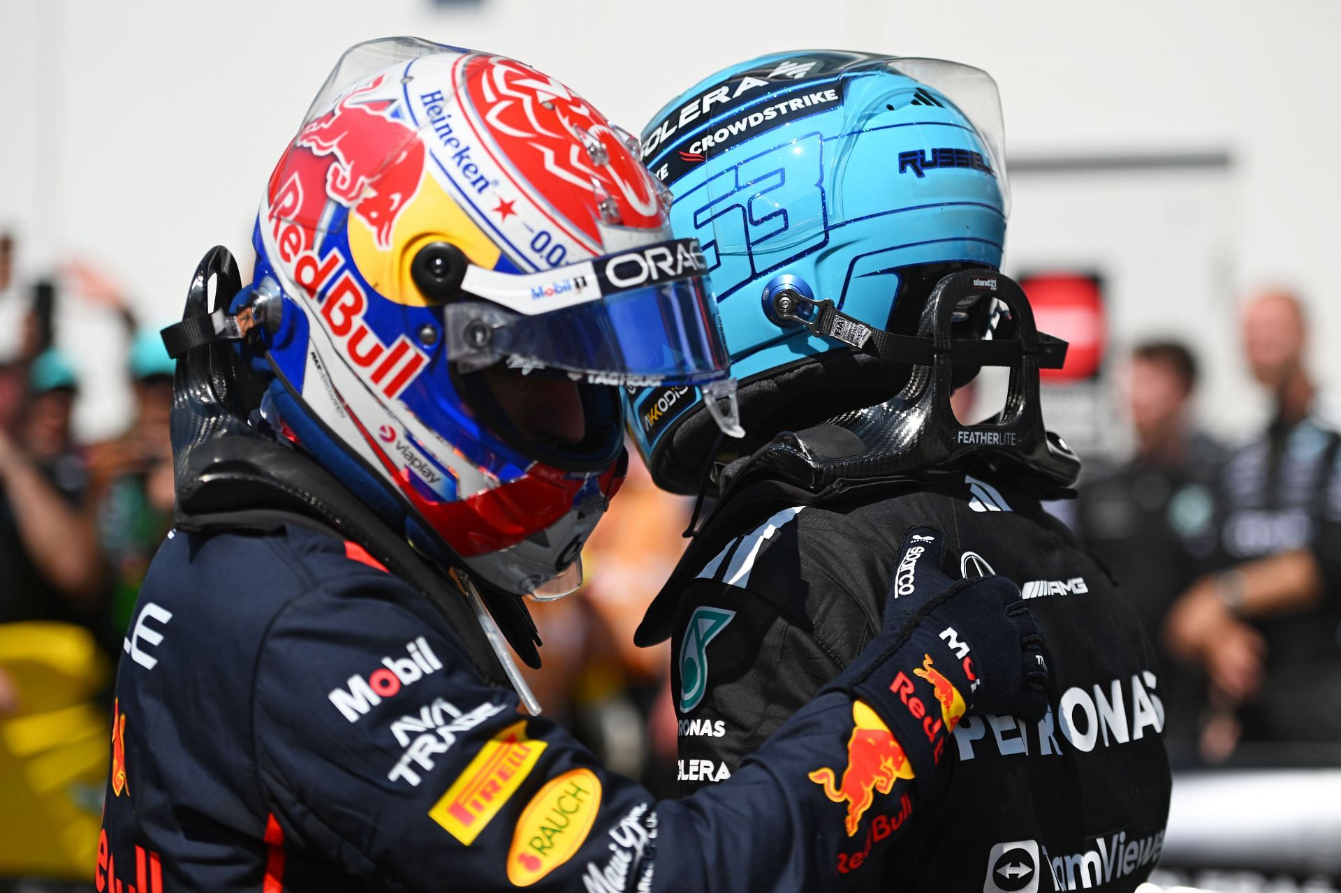 “Max is taking that seat”: Fans react as George Russell reportedly ponders on his future at Mercedes