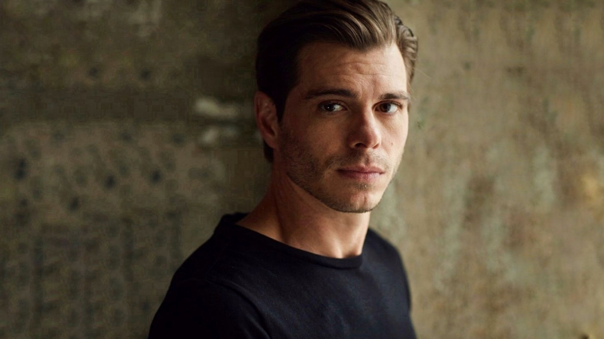 Matthew Lawrence sparks debate over Krypto-superhero (Image via Instagram/matthewlawrence)