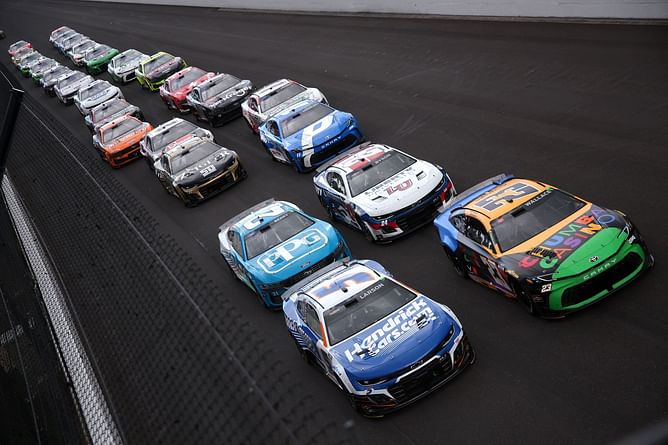 "He didn't flinch once": NASCAR insider on Bubba Wallace's flawless performance outdueling 'the best driver in the world' in Indianapolis