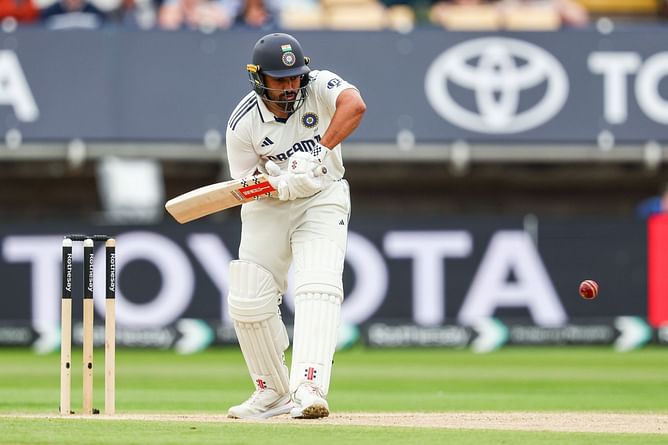 "Does not pay your mortgage" - Former England captain's huge statement on Karun Nair not converting his start on Day 2 of ENG vs IND 2025 3rd Test
