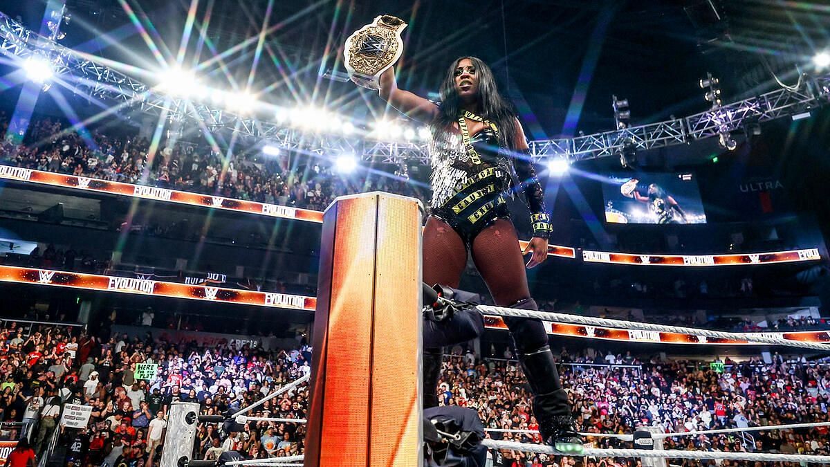 Naomi is the new Women