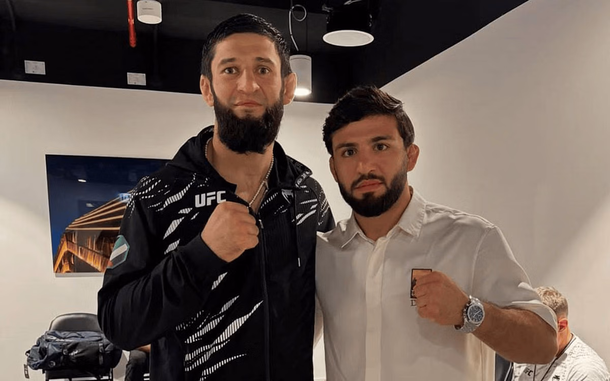 "If I can wrestle with him, I can wrestle with anybody" - Arman Tsarukyan opens up on training with Khamzat Chimaev
