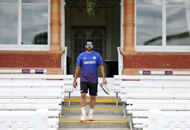 Shardul Thakur’s wife gives hilarious caption for his pose at the boundary during ENG vs IND 2025 3rd Test [In Picture]