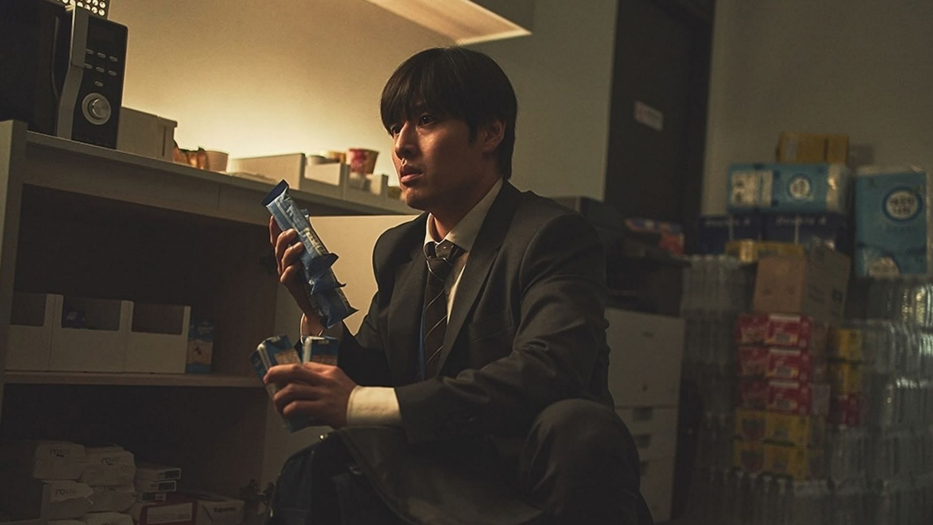 Kang Ha-neul stars as No Woo-sung (Image via Netflix)
