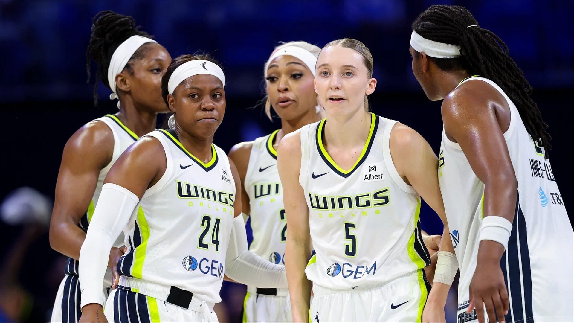 Paige Bueckers salutes Arike Ogunbowale in classy shoutout. (Photo: IMAGN)