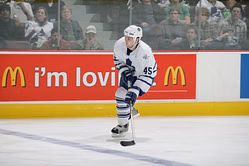 Ex-Maple Leafs player Carlo Colaiacovo admits to initially having zero belief in Blue Jays; amazed by team leading ALS