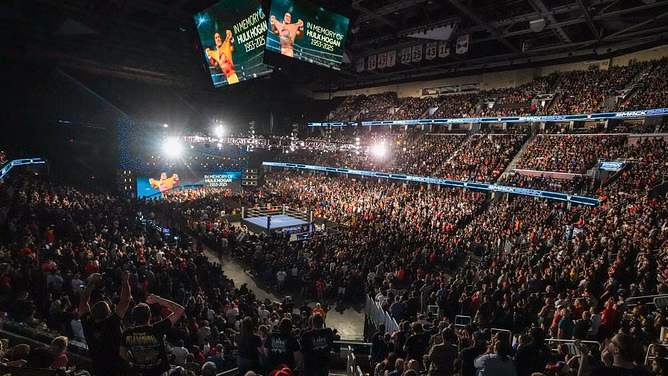 WWE SmackDown tag team gets a new name ahead of RAW