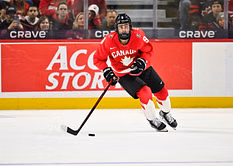 Gavin McKenna equates his playing style to Lightning's $76,000,000 two-time Stanley Cup-winning forward