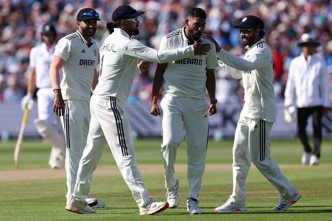 Mohammed Siraj removes Zak Crawley for 19 to put India on top on Day 2 of ENG vs IND 2025 2nd Test [Watch]