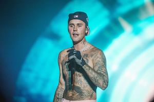 Kai Cenat grooves to Justin Bieber's new song "SWEET SPOT" until becoming confused over Sexyy Red's part