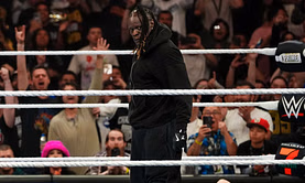 R-Truth teases new heel alliance on WWE SmackDown