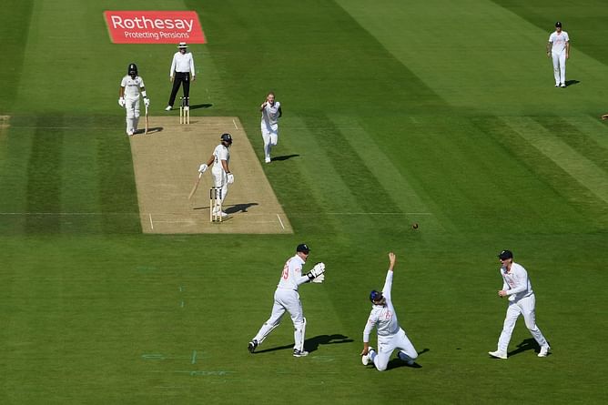 Top 5 fielders with most catches in Test history for a non-wicketkeeper ft. Joe Root