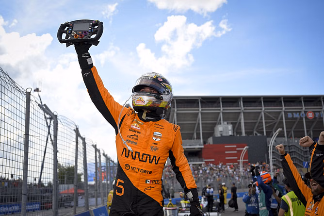 "Here's to more bird poop": IndyCar fans react as Pato O'Ward digs up AI info to back his 'good fortune' theory for Toronto win