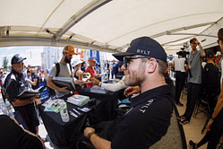 "I gotta get rid of these" - Conor Daly slams AI clickbait pages for misleading fans