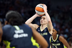 Paige Bueckers Stats Tonight: How did Wings star perform in injury return game against Phoenix Mercury? (July 3) | 2025 WNBA Season
