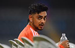 "Mere Bihari baabu" - Team India's T20I star shares swimming pool photograph on Ishan Kishan's birthday