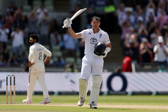 "Reminds me of Adam Gilchrist" - Fans laud Jamie Smith for his historic 184-run knock in ENG vs IND 2025 2nd Test