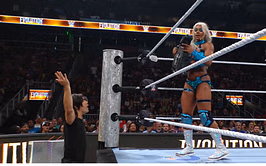 [WATCH] Jade Cargill uses the TV camera to punish Naomi at WWE Evolution 2025