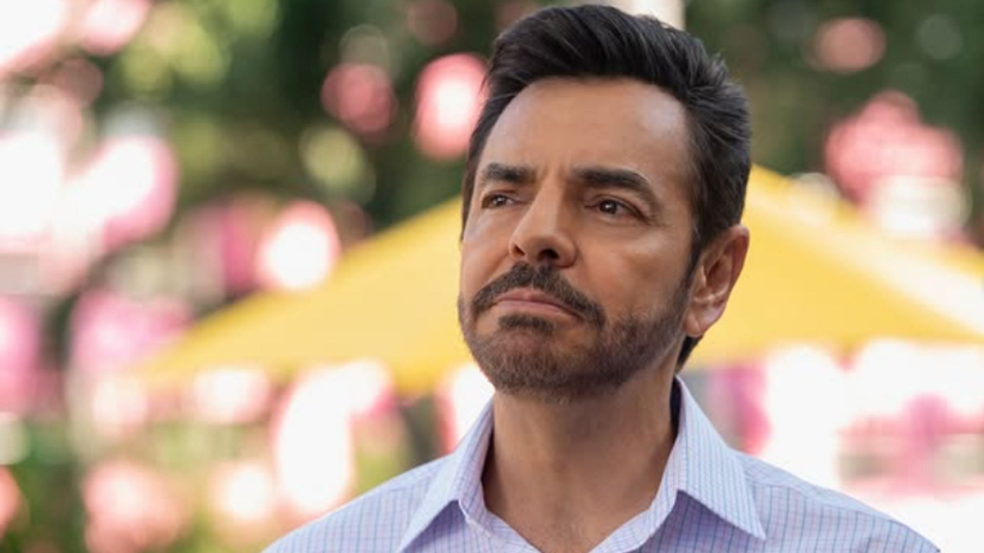 Eugenio Derbez as present‑day M&aacute;ximo Gallardo Ramos (Image via Instagram/@ederbez)