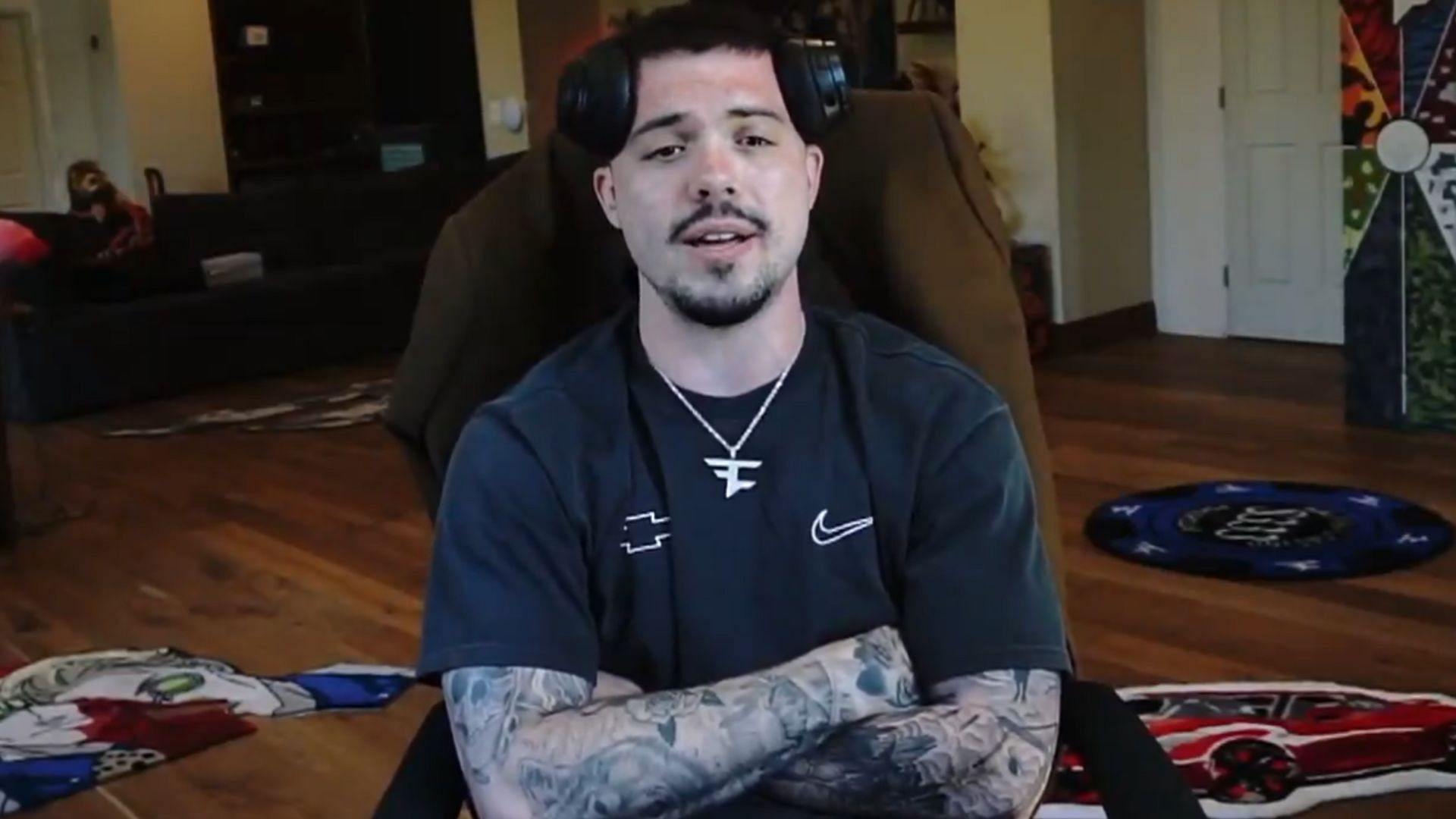 FaZe Adapt recently opined on the drama surrounding former FaZe Clan CEO Banks (Image via @scubaryan_/X)