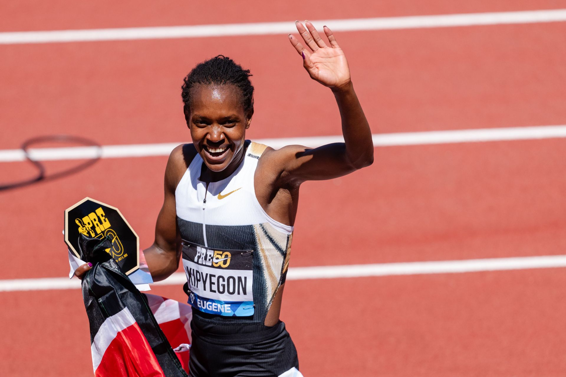 “Last week we dared to try”- Faith Kipyegon opens up on historic run at Prefontaine Classic after sub-4 mile miss in Paris