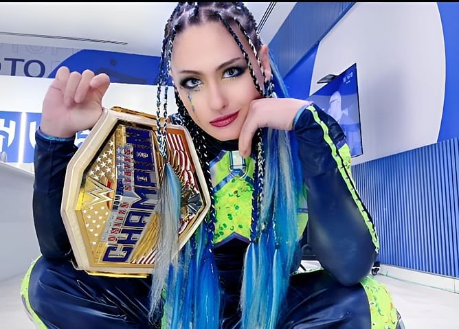 26-year-old WWE star to join SmackDown and challenge Giulia at Evolution 2? Exploring the possibility