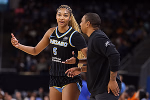“Grown man still talking about a 22 yr old unwarranted is corny”: Ex-Chicago player puts RG3 on blast over Angel Reese 'hates' Caitin Clark comment