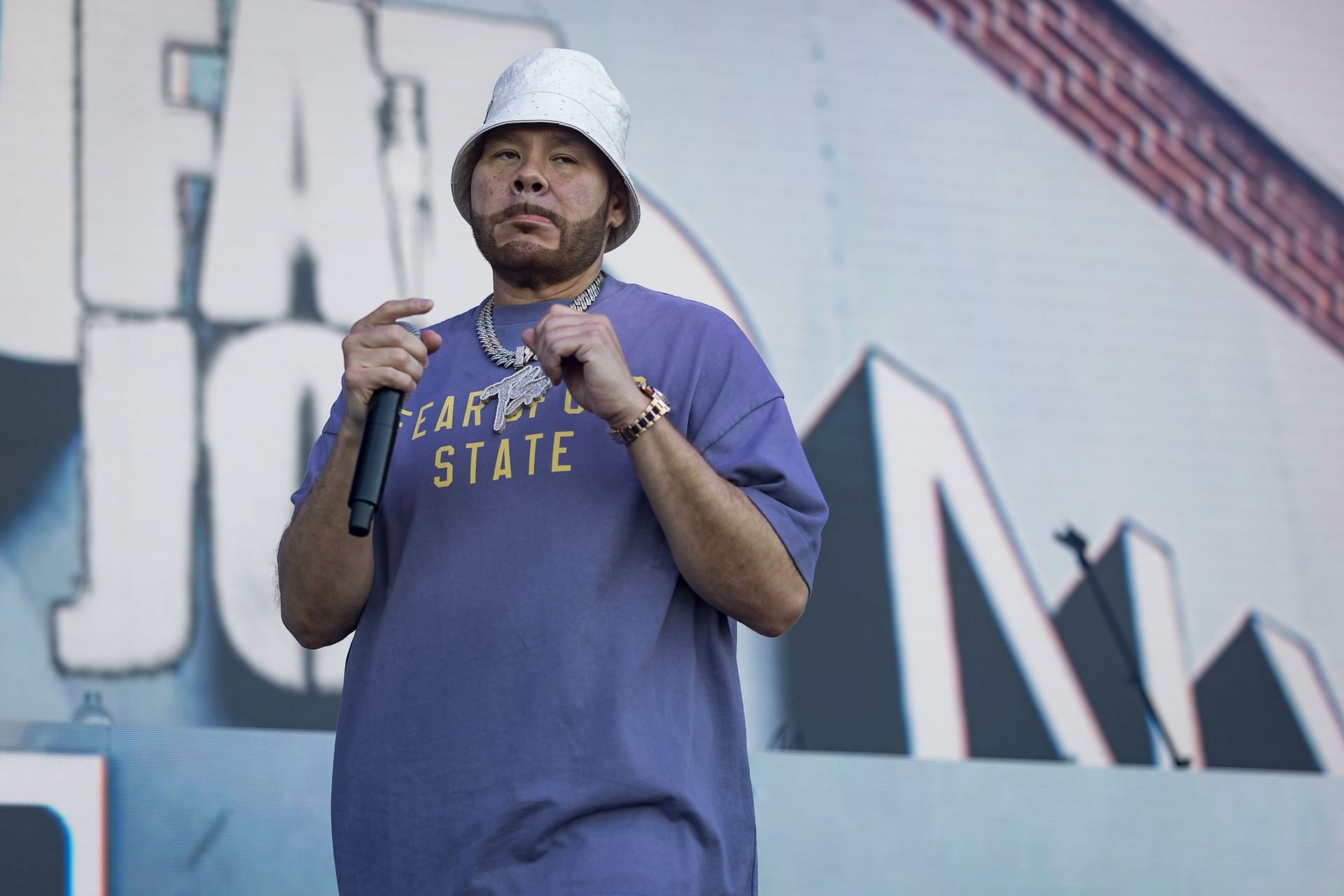 Fat Joe on stage (Image via Getty)