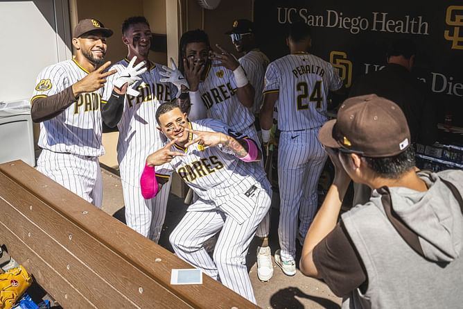 Padres phenom shares what he sees from Fernando Tatis Jr., Manny Machado, Jackson Merrill behind the scenes