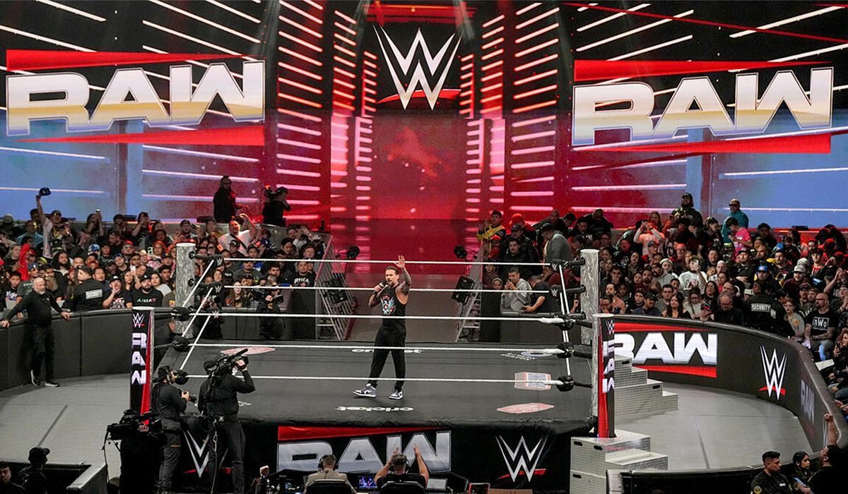 WWE RAW this week will be a live show. [Image credits: WWE.com]