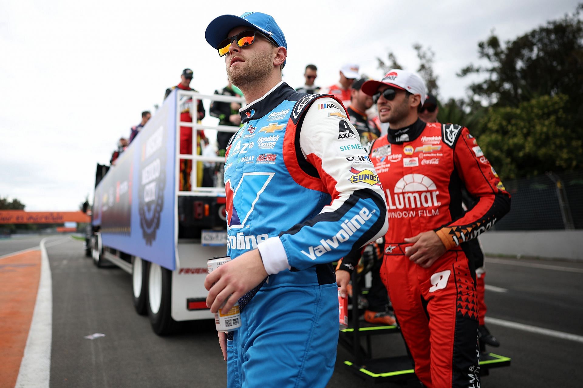 Chase Elliott (right) and William Byron (left) - Source: Getty