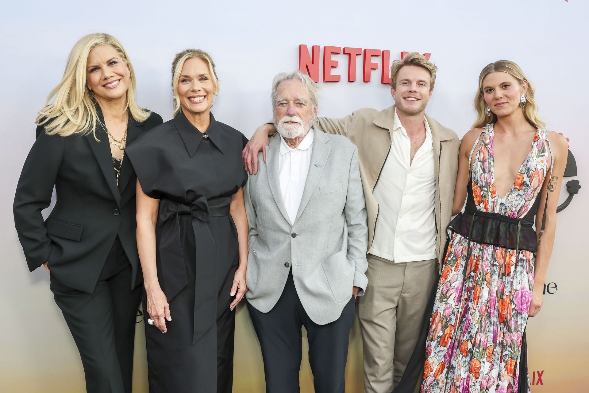 The cast at the Leanne premiere (Image via Getty)