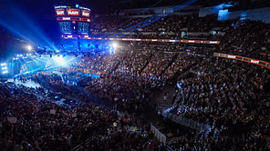 WWE legend announces return following RAW