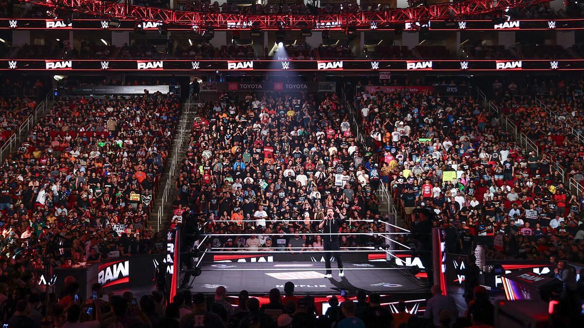 WWE RAW arena (Photo credit: WWE.com)