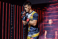 Jeremy Pacatiw says balancing dad-life with fighting career has been a challenge: "There are struggles of course"