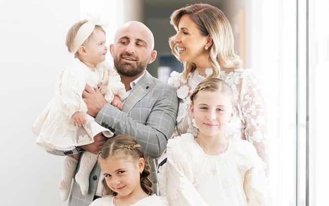 Alexander Volkanovski reveals family wanted him to lay down gloves and retire on UFC 314 night