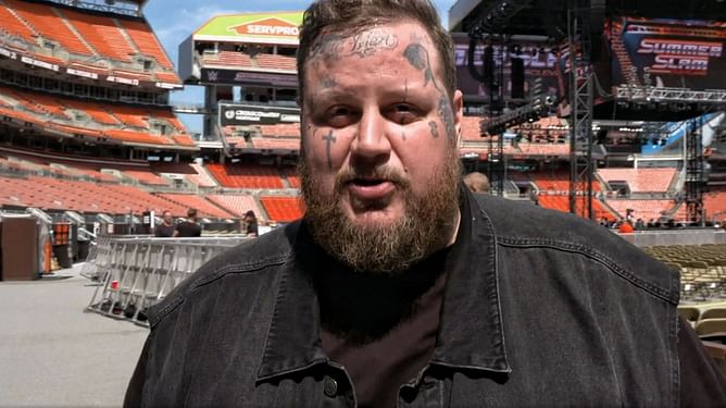 Which WWE Superstars and legends are training Jelly Roll for SummerSlam 2025? Exploring the megastar's comments