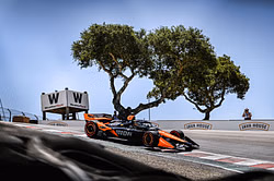 “WTF? You suck”: Fans left filled with anger as IndyCar race at Laguna Seca gets delayed