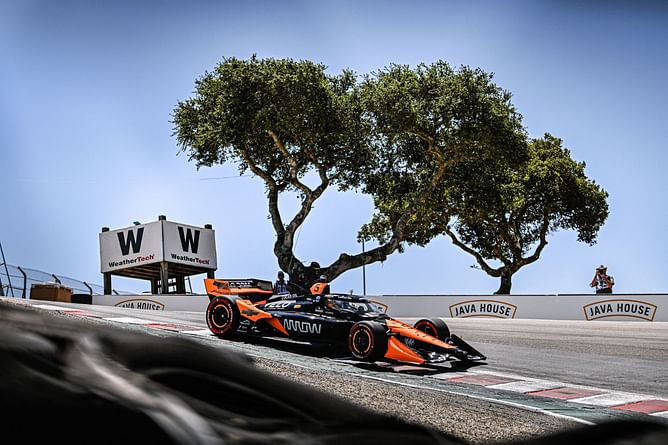 “WTF? You suck”: Fans left filled with anger as IndyCar race at Laguna Seca gets delayed
