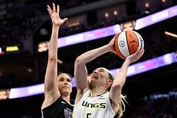 "Haven’t seen a player this disgusted with a coach’s play": WNBA fans lose it as Paige Bueckers' reaction to Chris Koclanes' drawn play goes viral