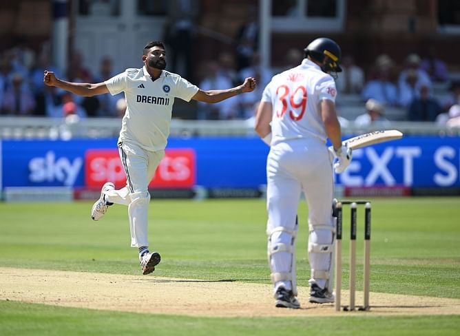Mohammed Siraj pays tribute to late footballer star after dismissing Jamie Smith for 51 on Day 2 of ENG vs IND 2025 3rd Test [Watch]