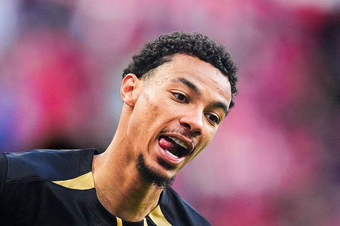 “They were thinking he was a little bit arrogant" - Ex-Reims manager sends warning to Liverpool boss Arne Slot about transfer target Hugo Ekitike