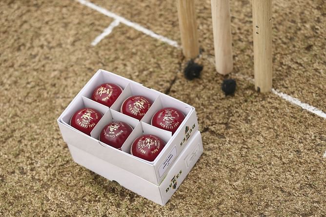 "British media would have certainly made a big deal" - Sunil Gavaskar's scathing attack on Dukes ball losing shape in ENG vs IND 2025 3rd Test