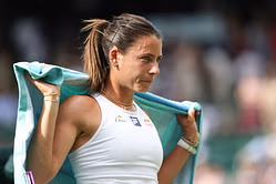 "You had kids cheating... it's tough, brutal" - Emma Navarro gets emotional, recalling harsh realities of junior tennis