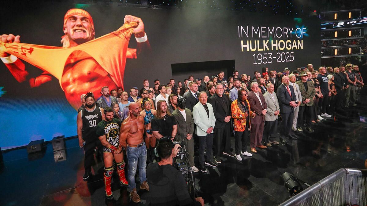 WWE paid homage to Hulk Hogan on SmackDown [Image: WWE.com]