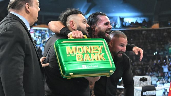 3 Signs Seth Rollins will cash in his WWE Money in the Bank contract at Saturday Night’s Main Event
