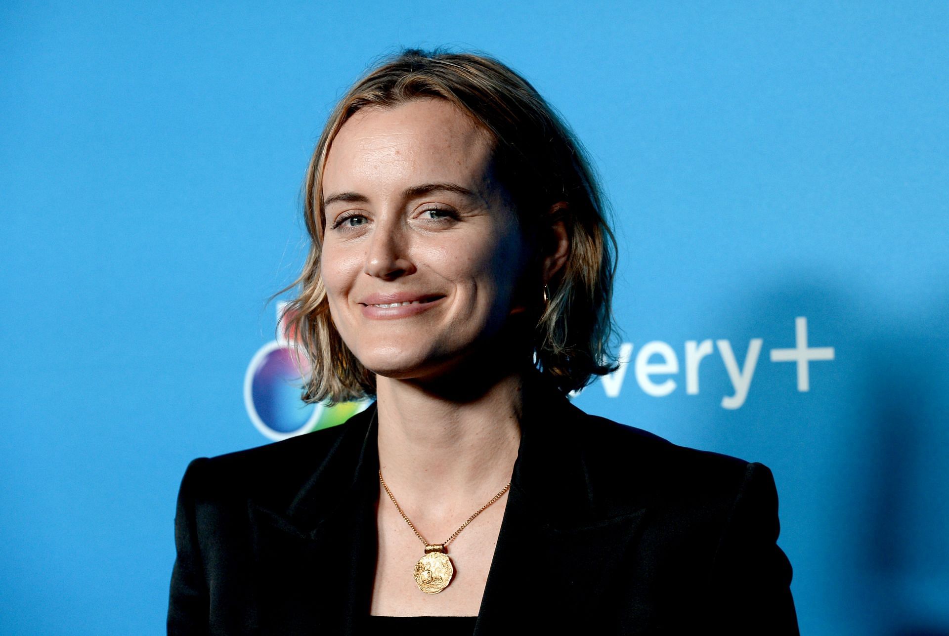 Taylor Schilling appears as Agent Annie Milligan in Poker Face season 2 (Image via Getty)