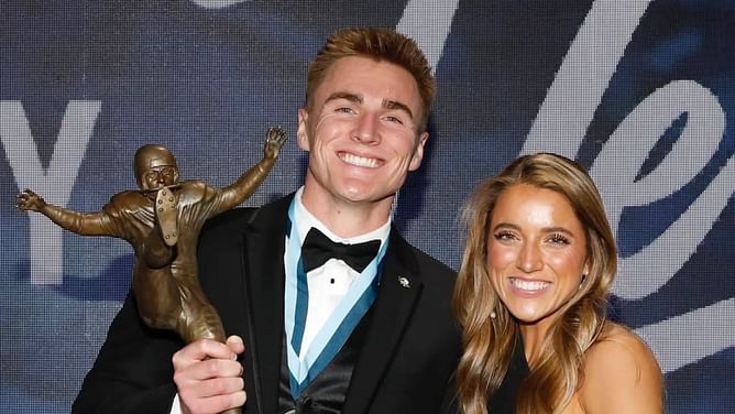 Bo Nix's wife Izzy shares favorite parts of 4th of July celebrations [PICS]