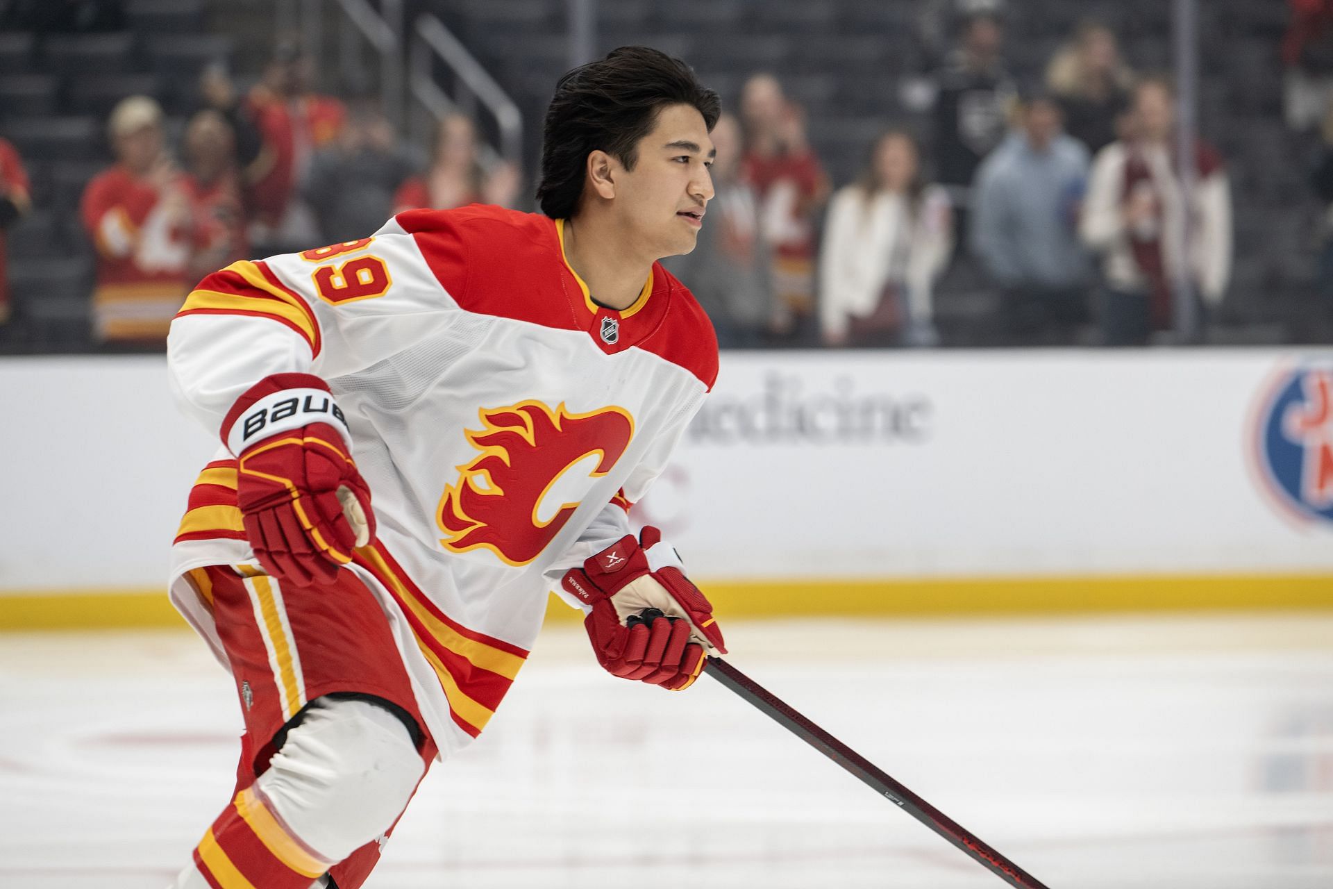 NHL: APR 17 Flames at Kings - Source: Getty