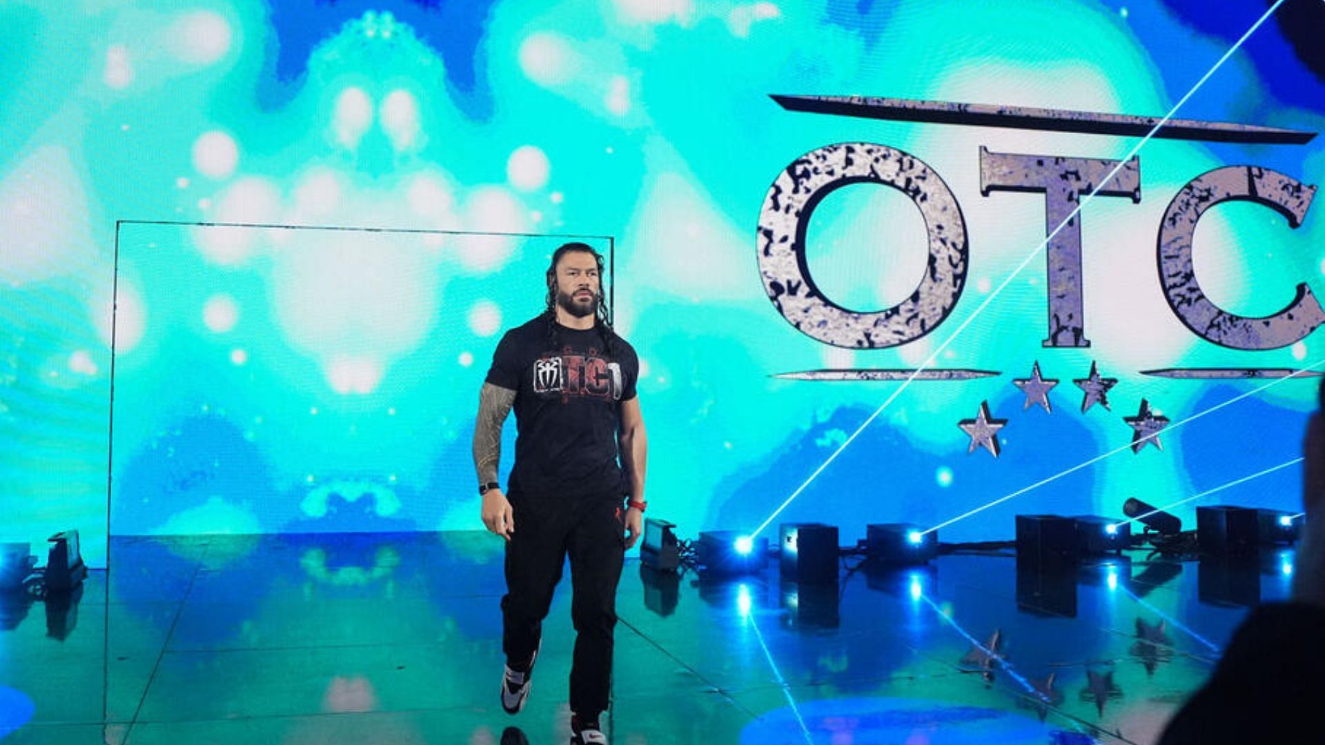 The OTC1 on RAW!!! [Image credits: WWE.com]
